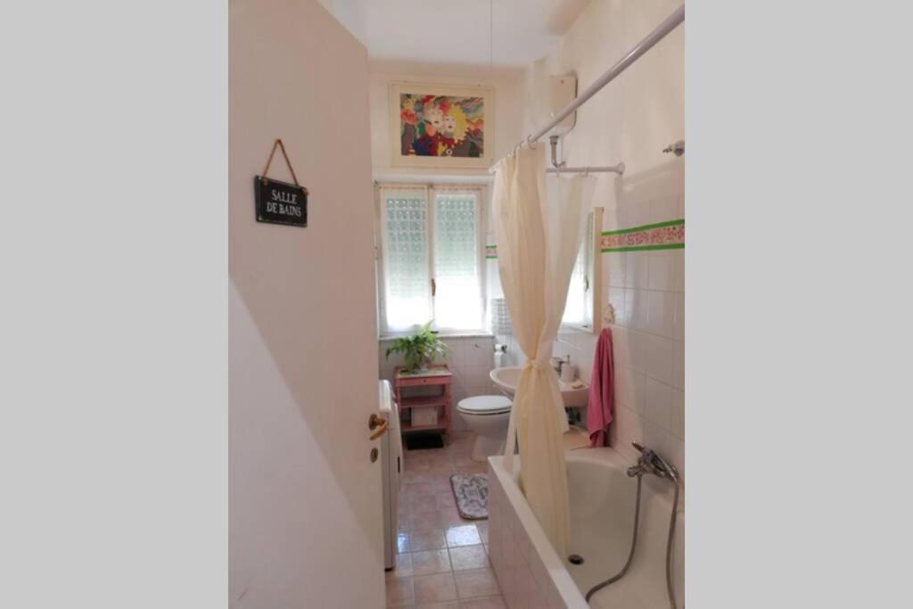 Appartamento Bilocale Gli Oleandri Bracciano  Esterno foto