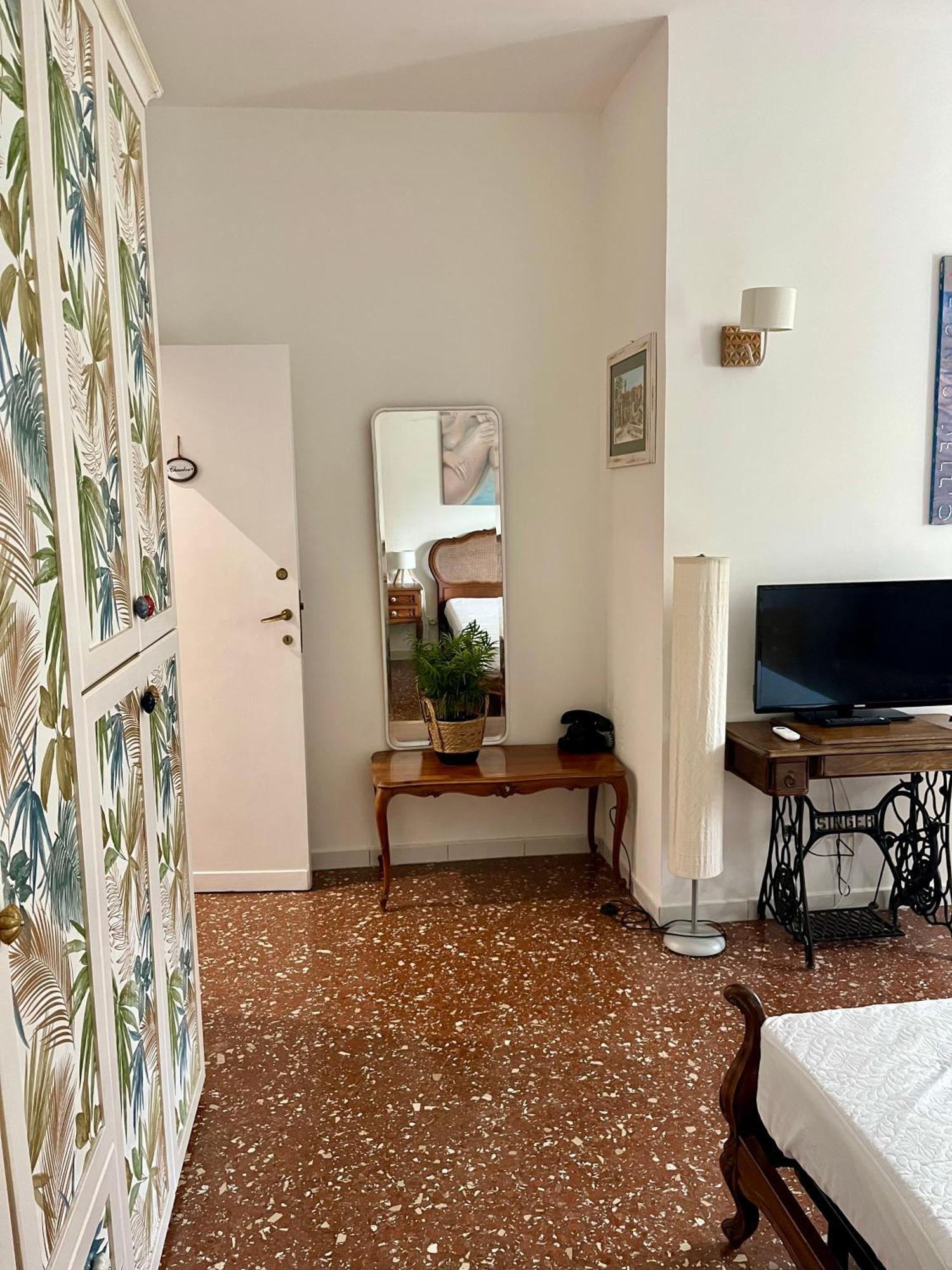 Appartamento Bilocale Gli Oleandri Bracciano  Esterno foto